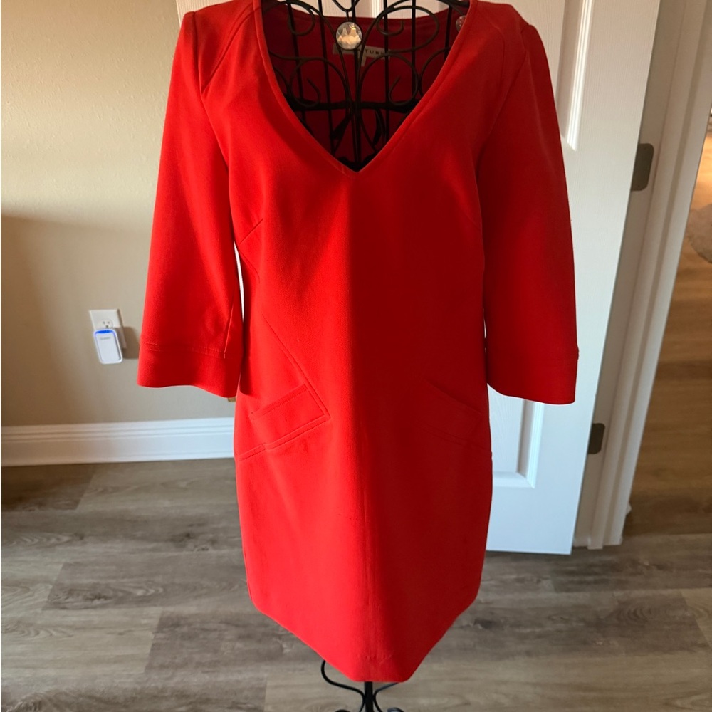 Elegant Red V-Neck Dress